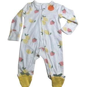 NWT - Girls Size 3 Months Carter’s Lemon Strawberry Sleeper Cute Comfy 2 way Zip